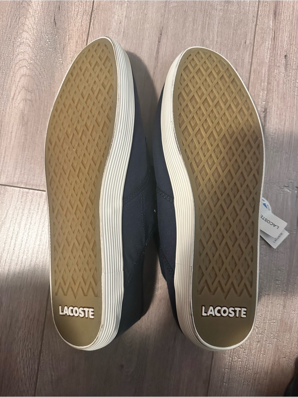 Lacoste Men’s Navy Canvas Low-Top Sneakers With OrthoLite Insoles - Picture 13 of 15